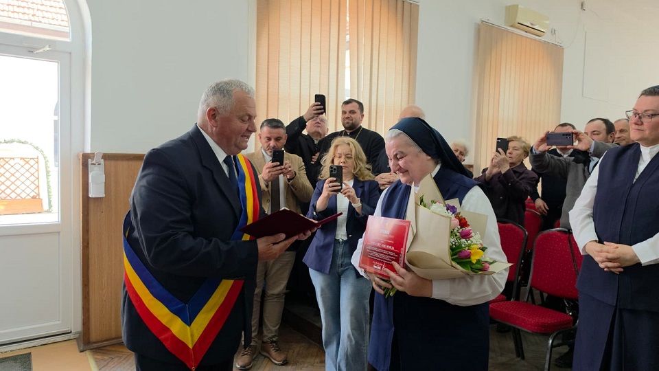 Poza pentru articolul Sora Emilia Trif a primit titlul de cetățean de onoare al orașului Teiuș